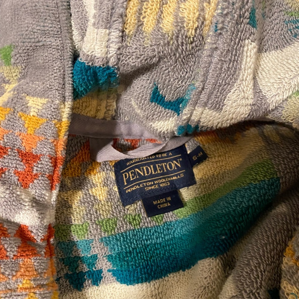 Pendleton Multicolor Robe Towel - Picture 2 of 3